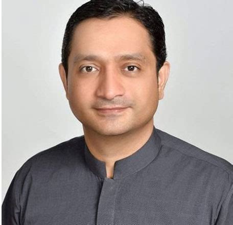 pti issues show   khurram  misuse  leaders