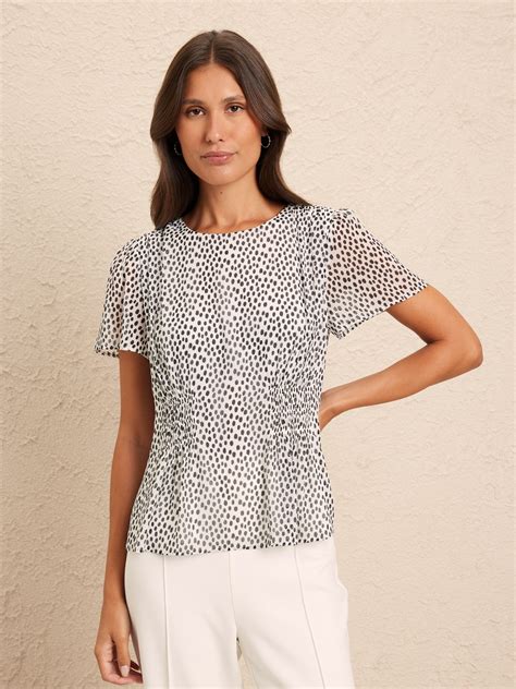 Global stardom is the next step for Shara Kirby 32