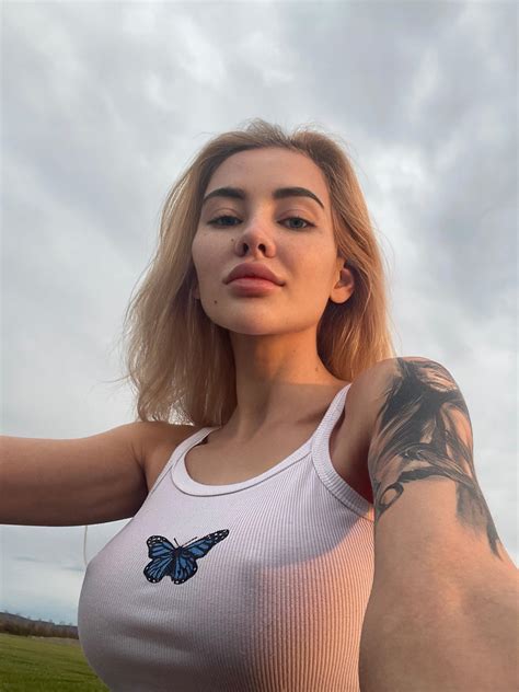 Always comfier without one : r/nobra