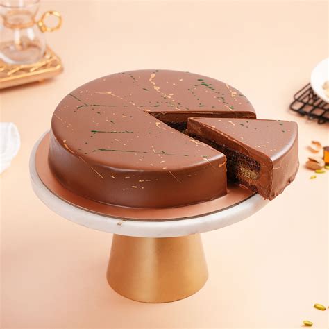 dubai chocolate cake 9