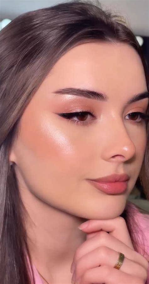 Нежный макияж | Simple makeup, Makeup tutorial, Eye makeup tutorial