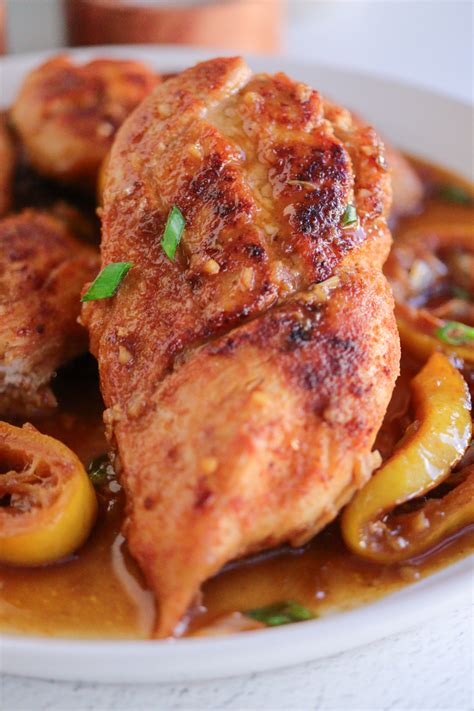 Honey Garlic Chicken Breast - ready in 30 minutes - Eat With Carmen