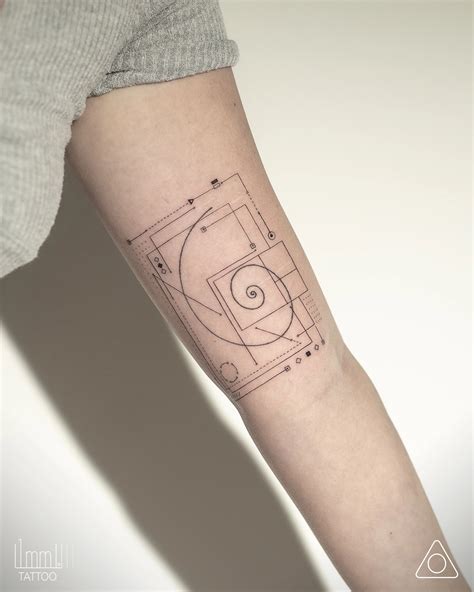 fibonacci spiral tattoo golden fractures mm tattoo studio