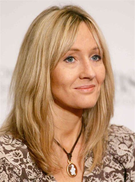 J. K. Rowling - Biography of 'Harry Potter' Author