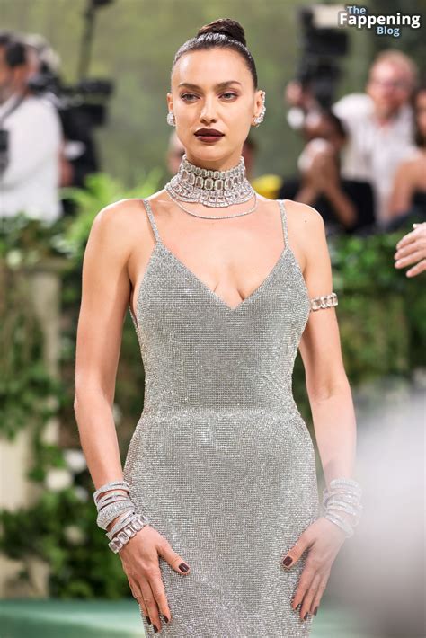 Irina Shayk Stuns at the Met Gala in NYC (138 Photos) | Naked Onlyfans