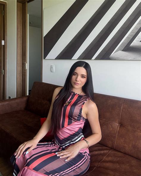 Valentina Cabrera | Gray but beautiful. | Instagram