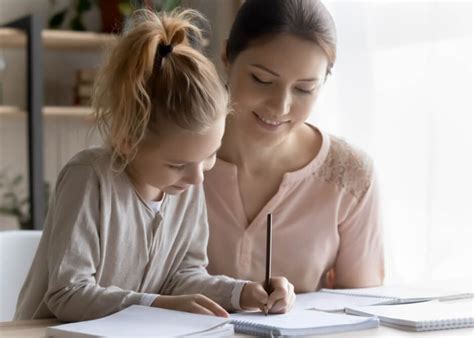 Relative clauses: who, which, whose or that? - My English School™