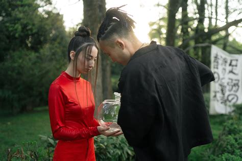 Japanese Love Story: World of "Love" in Japan - Eficture