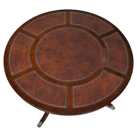 Star Perimeter Dining Table For Sale at 1stDibs