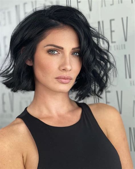 blunt cut medium length hair 6