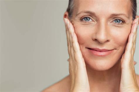 Stay Forever Youthful With an Anti-Aging Facial Treatment – Be Vivid You