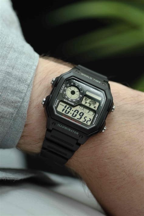 Casio Collection AE-1200WH-1A - klockmagasinet.com