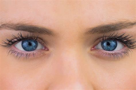 blue eyes       affect health