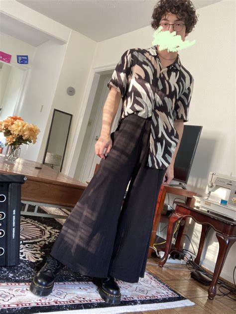 TW Pornstars - 1 pic. Azz (+18) - 30% Off 0F!. Twitter. wearing shoes