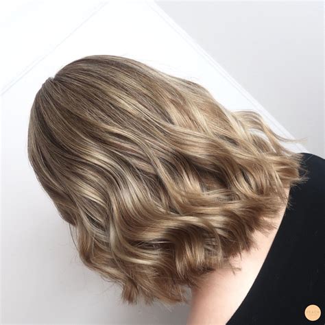 Blond balayage | Hårfärg, Frisyrer, Frisyridéer