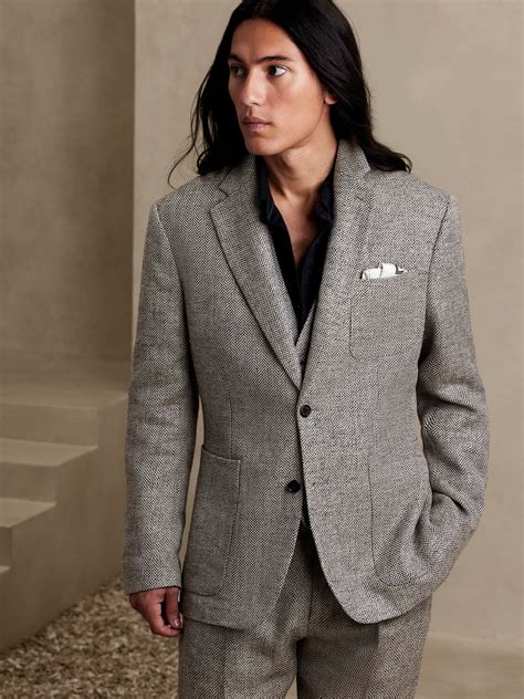 Linen Suit | Banana Republic Canada