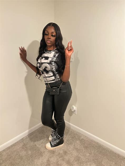 dee reeves 💕 (@i.amdeee3) • Instagram photos and videos