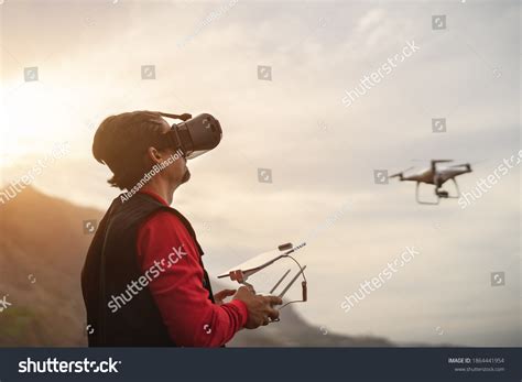 3,008 Drone fpv Images, Stock Photos & Vectors | Shutterstock