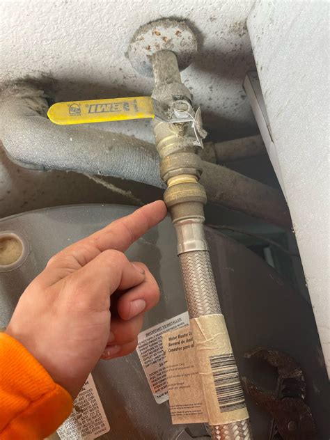 how can i take this sharkbite off? : r/Plumbing