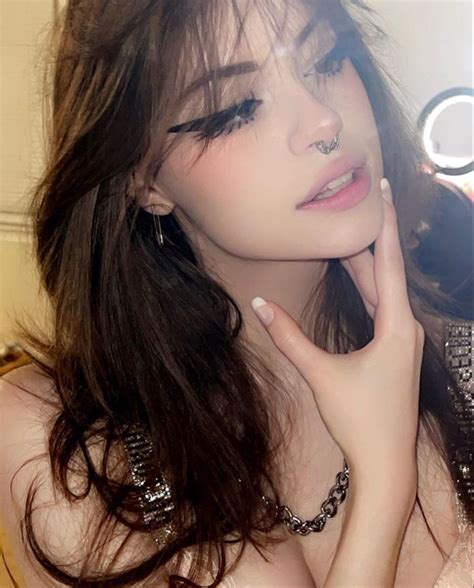 Hannahowo's Fall From Grace: The Complete Leaks Timeline - 03syrmm
