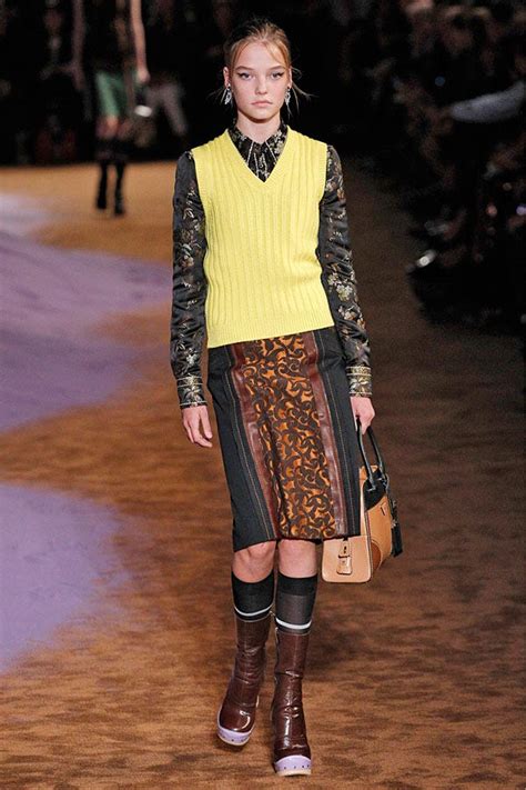 Prada 14 Year Old Model Roos Abels - Runway Pics