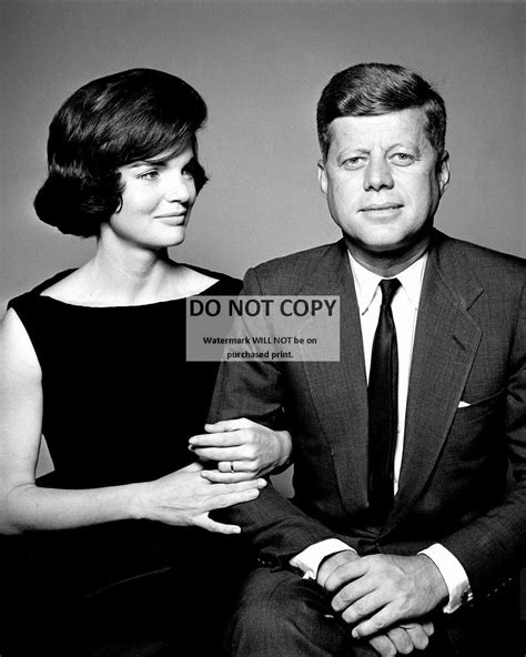 JOHN F. KENNEDY WITH FIRST LADY JACQUELINE "JACKIE" - 8X10 PHOTO (OP