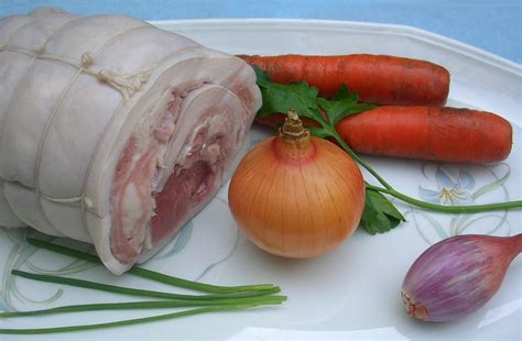 Recette de la Tête de Veau à la Cocotte Minute - Lestoquesdardeche.fr
