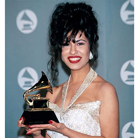 Selena Quintanilla: Momentos icónicos en fotos de 'La reina del Tex-Mex