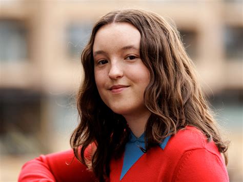 The Unending Pursuit of Harry and Meghan | Vogue