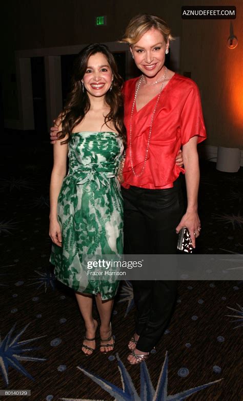 GINA PHILIPS Feet - AZNudeFeet