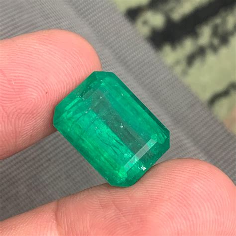 rare green natural emerald ring pendant loose gemstone ct emerald