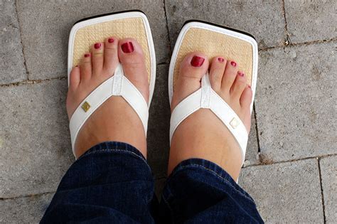 Why Do My Toes Turn Black at Mary Sims blog