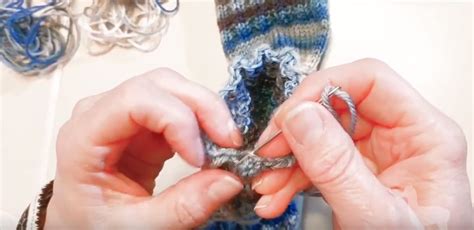 Jeny's Surprisingly Stretchy Bind-Off