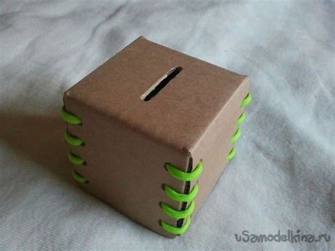 Imagen relacionada | Piggy bank diy, Cardboard crafts, Coin bank