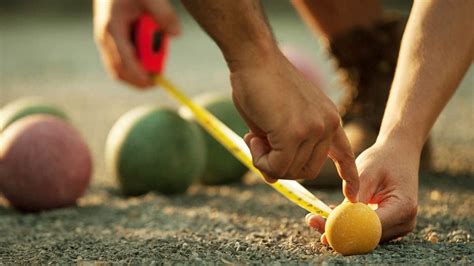 A Bocha É Um Esporte Jogado Em Canchas - Conjunto De Bocha De Madeira