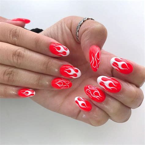 Red Nail Art Designs (28) - K4 Fashion