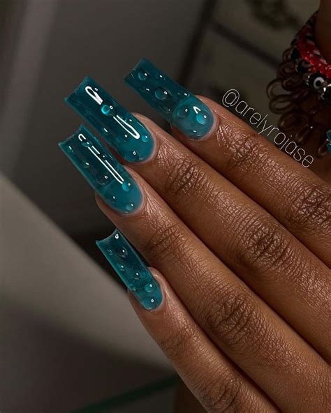 24 Whimsical Raindrop Nail Art Ideas for April Showers