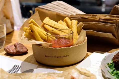 nice    panisse  french rivieras chickpea fries eater