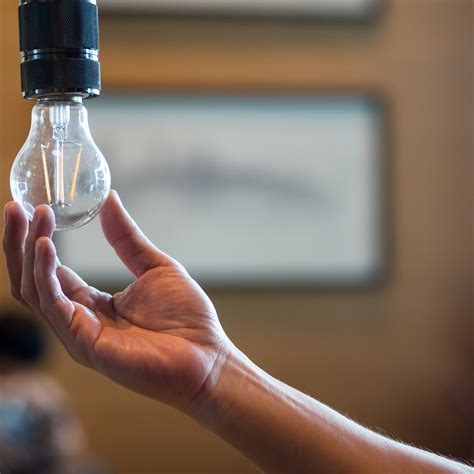 changing lighting style    simple  changing  light bulb