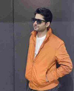 imran ashraf age height family wife bio dramas