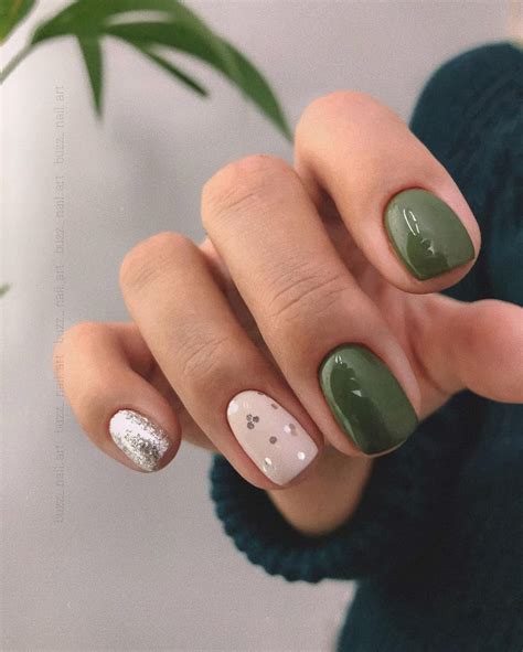 19+ Gorgeous Olive Green Nails You'll Absolutely Love!