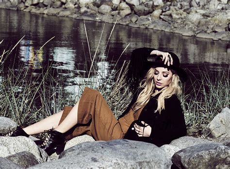 Mackenzie Porter | Eye candy, Wynter, Mackenzie