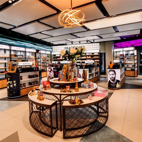 shoppers stop lbb delhi