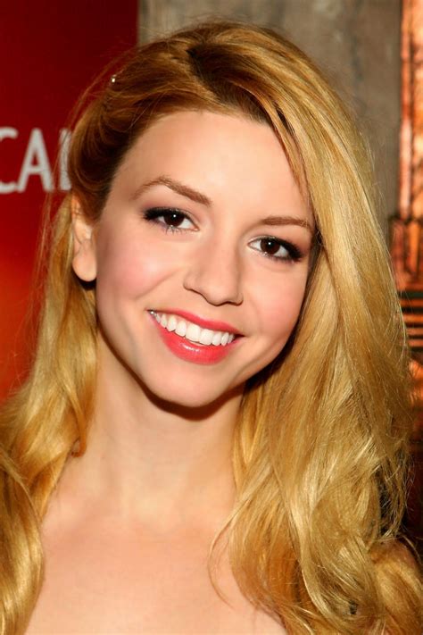 Masiela Lusha - FilmAffinity