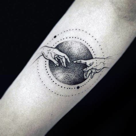 A Criação De Adão Tatuagem - 53 Tatuagens da Criação de Adão de Miguel Ângelo