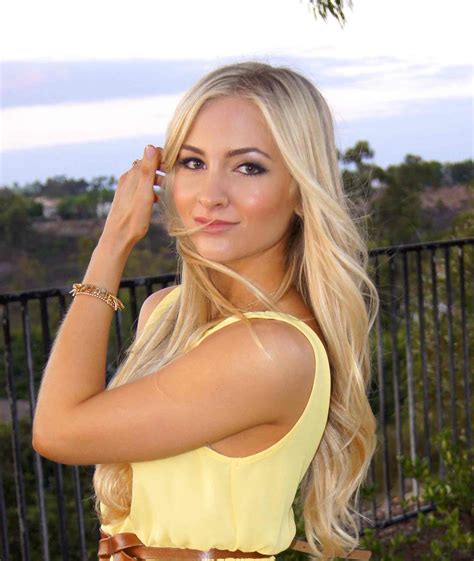 Beauty & Style with Chloe Morello: Lauren Conrad | Sophie Allegra