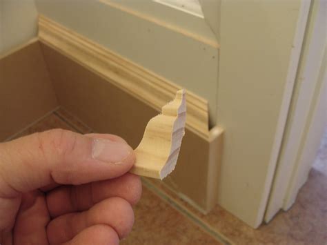 how to cut baseboard corners 7