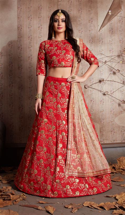 Aggregate 150+ red indian dress best - seven.edu.vn