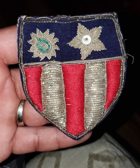ww shoulder patch  identification collectors weekly