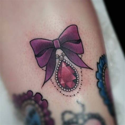 🎀 #tattoo #bowtattoo #girlytattoos #jewellerytattoo #gem #jewell #ink # ...